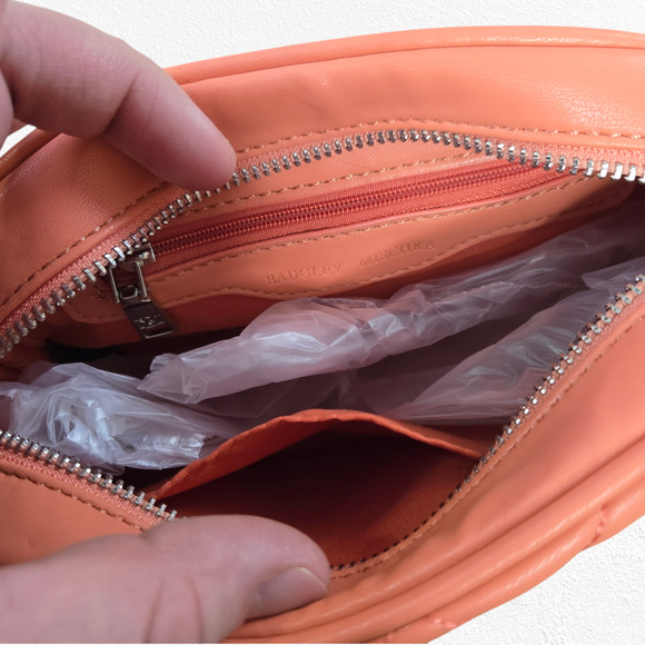 Badgley Mischka Coral Pink Quilted Diamond Pearl Crossbody Camera Bag Purse - Picture 9 of 10